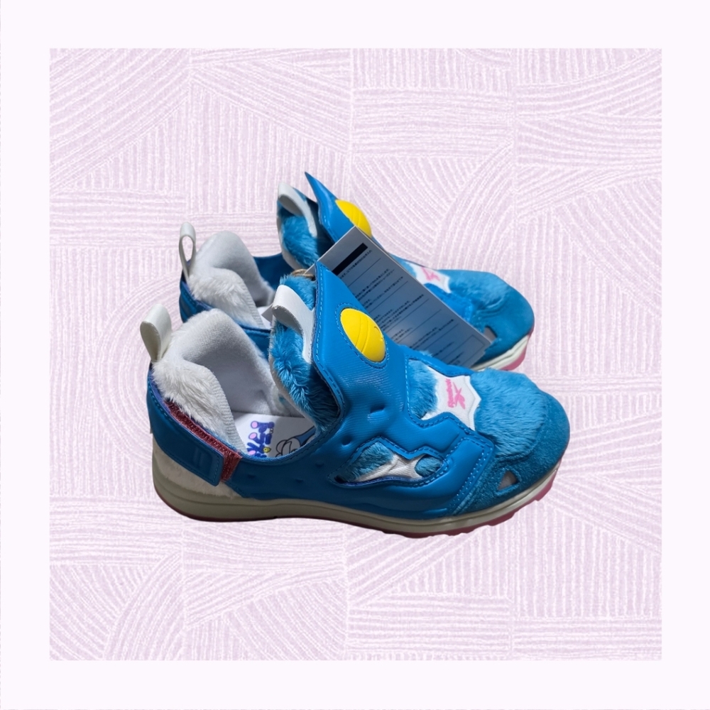 Reebok Versa Pump Fury Doraemon Blue NEW Size 10 Infant shoes